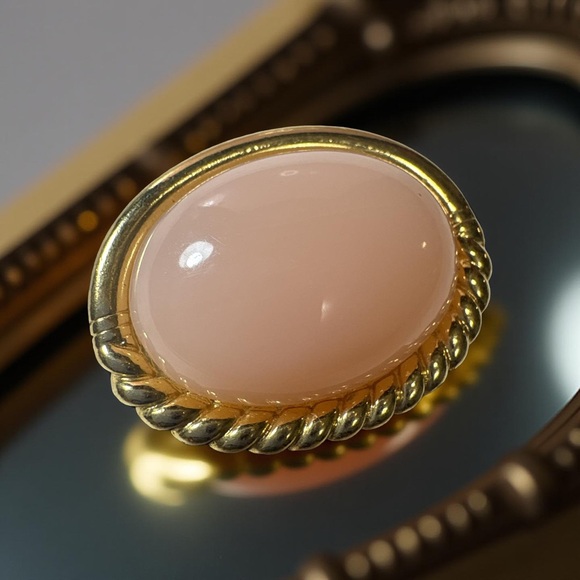 Trifari Jewelry - Vintage Trifari Gold-Tone Pink Glass Cabochon Brooch | 1.5” Signed